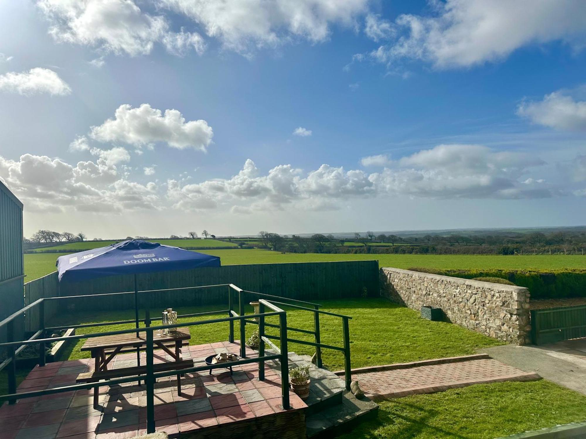 Apartamento Pheasants Nook Narberth Exterior foto